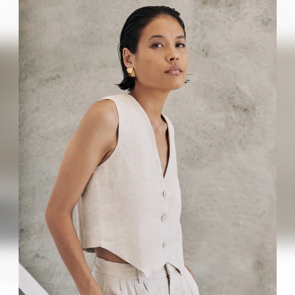 Dissh Banks Natural Linen Vest